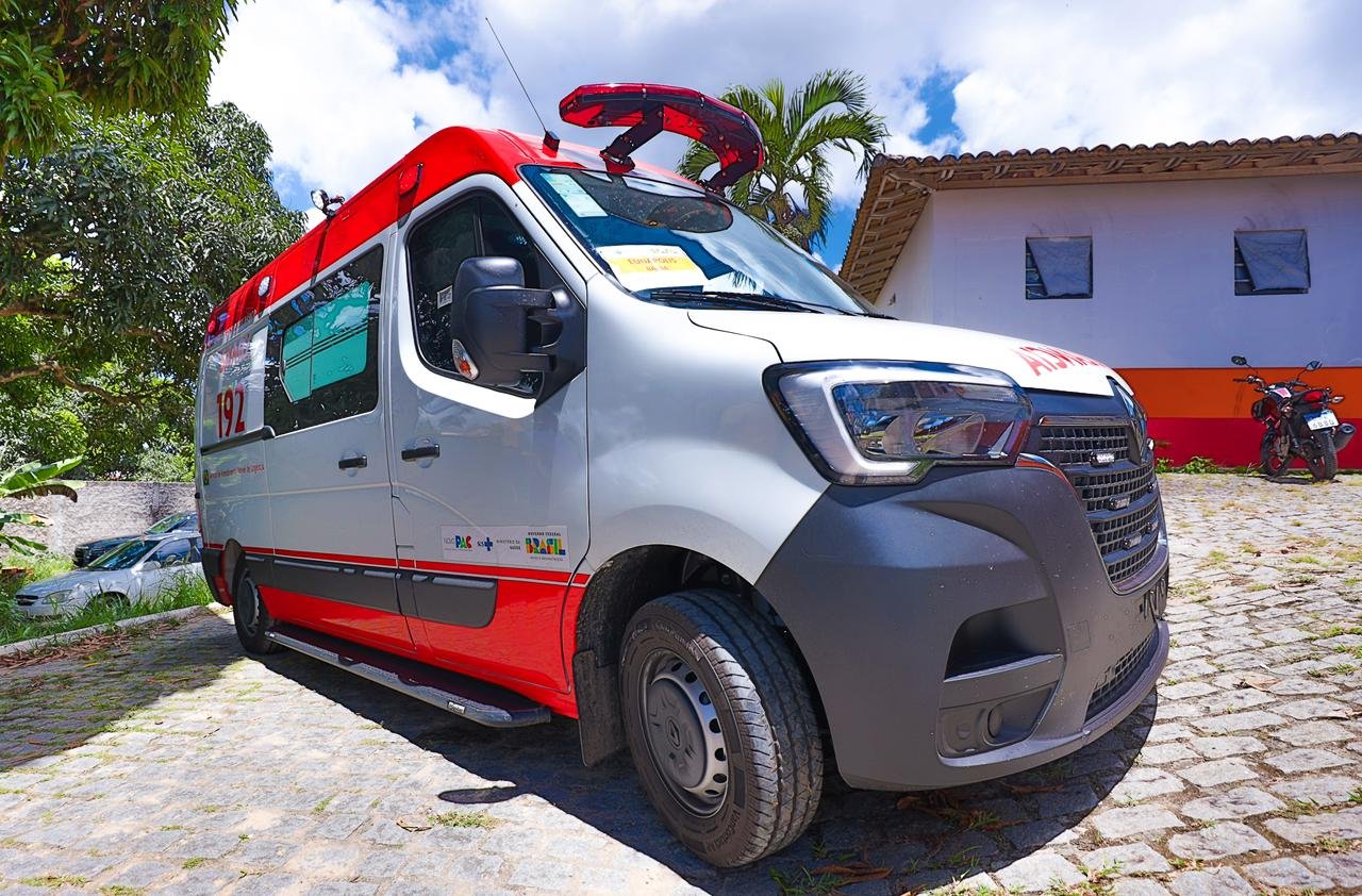 entrega ambulancia samu eunapolis 2